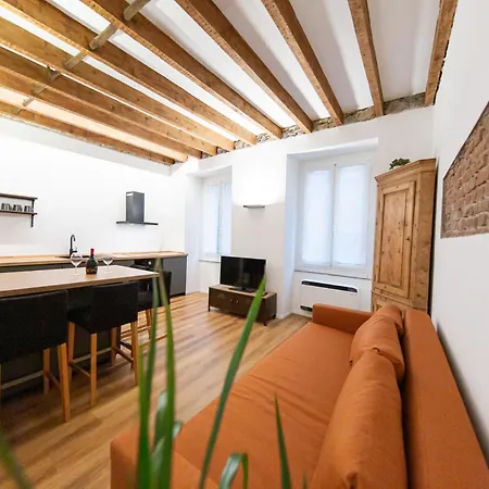 Lia Urban - Foce Apartment *