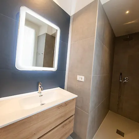 Lia Urban - Foce Apartment