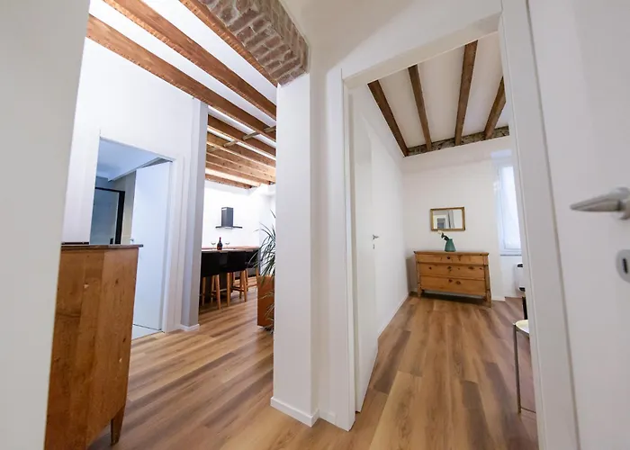 Lia Urban - Foce Apartamento